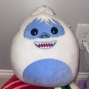 Squishmallow/ The abominable snowman